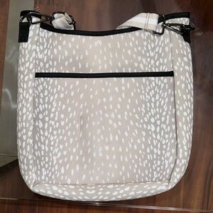 Parker & Hyde Cream Black Crossbody Purse Shoulder Bag Chic Handbag